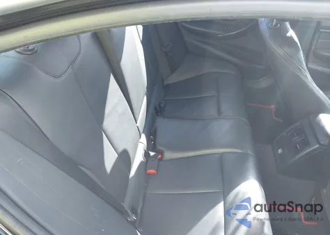 2015 BMW 328I из США, поврежденный, VIN WBA3C1C57FK118025